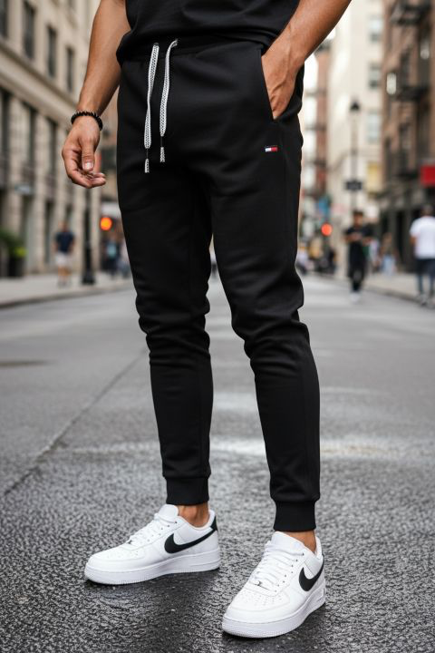 Pantaloni sport